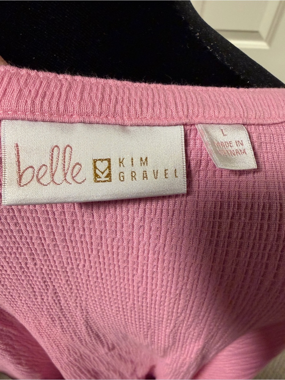 Belle by Kim Gravel Pink Textured Split Neck Blouse Size Large Bell Sleeve Top - Picture 4 of 5